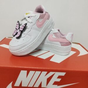 11 NIKE BABY 18 AO 26