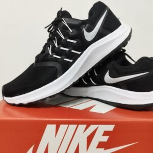 17 NIKE 38 AO 43